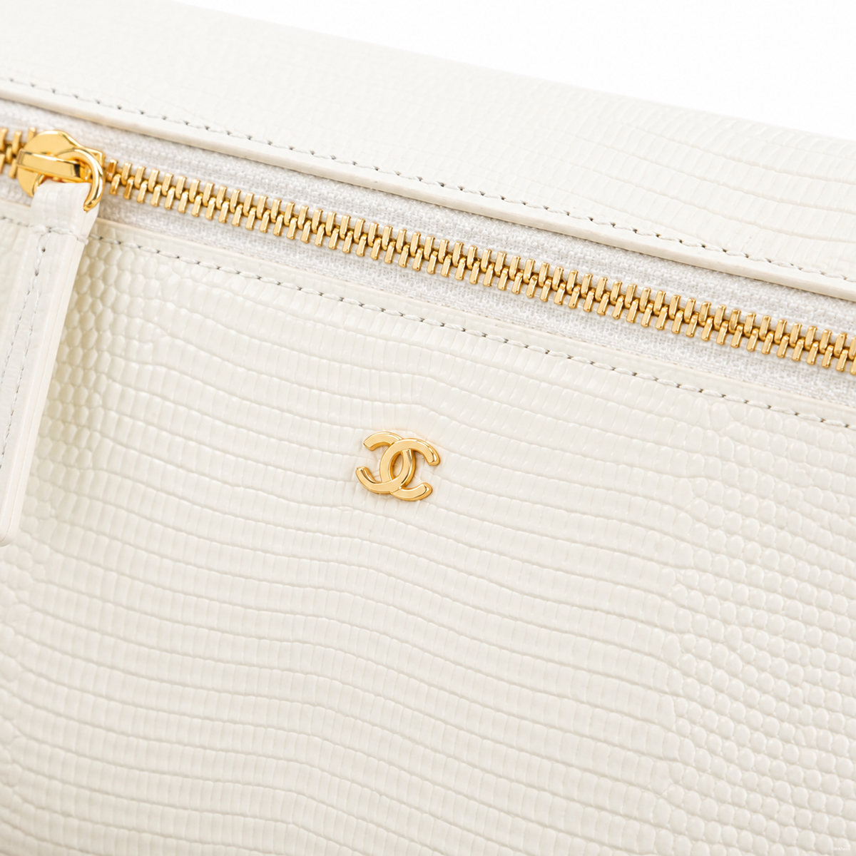 Chanel Vanity Case White Croc-Embossed Gold Hardware 18cm
