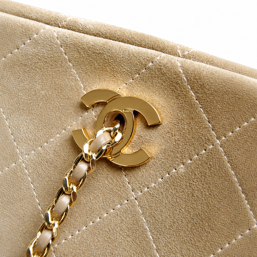 Chanel Quilted CC Wide Flap Bag | CC Hardware & Chain — 32cm
